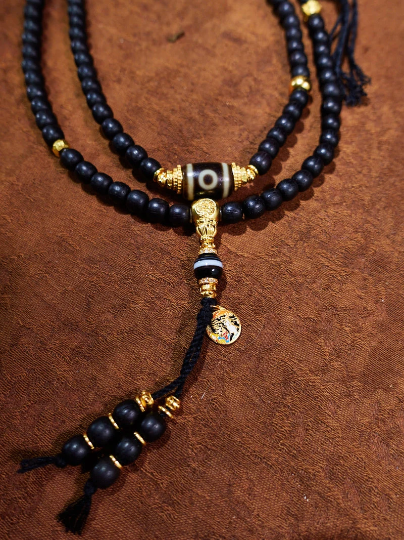 Serene Dual Vision Two-Eyed Dzi & Agarwood 18K Gold Necklace