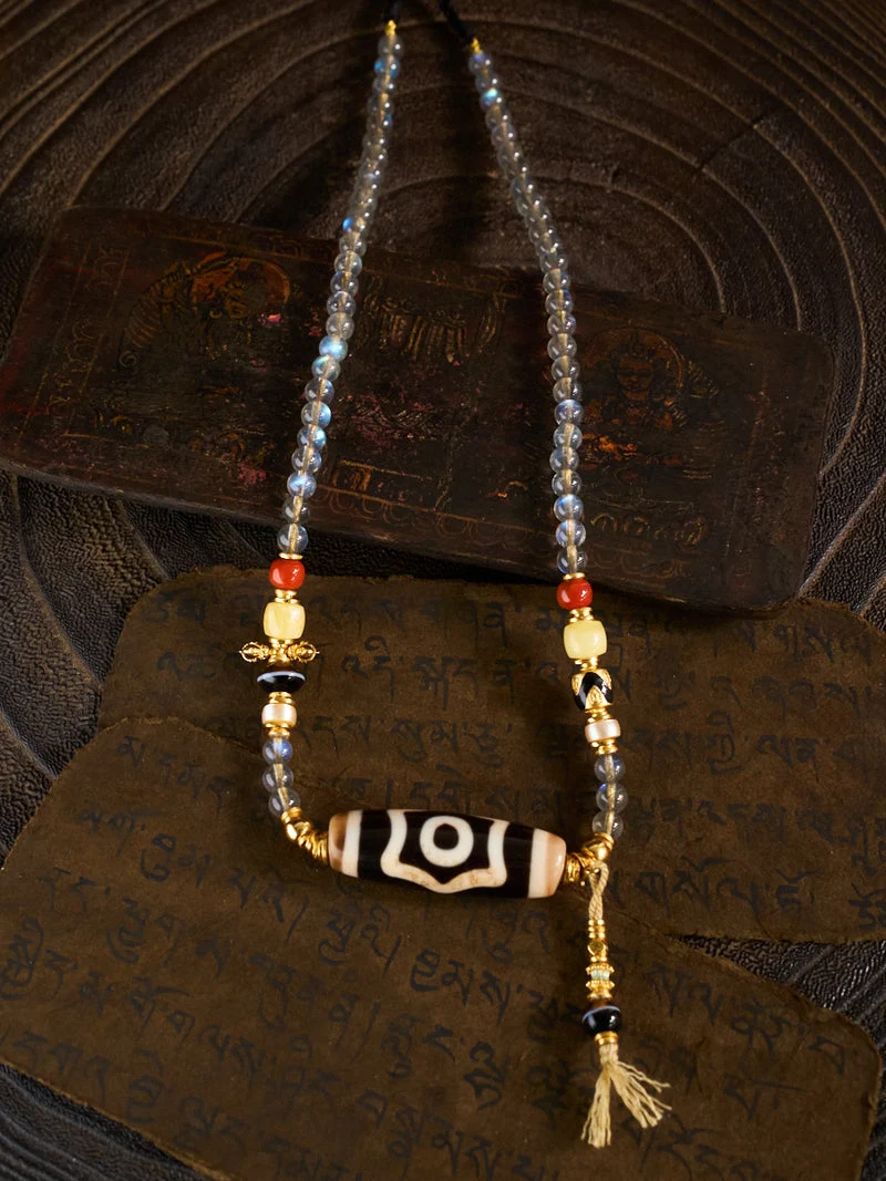 Triple Blessings of Wealth, Health & Longevity – Three-Eyed Dzi Bead Labradorite 108 Mala Necklace