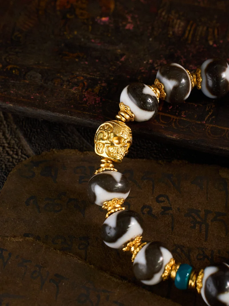 Fierce Guardian & Boundless Luck – Tiger Tooth & Adai Totem Dzi Bead Pixiu Handmade Bracelet