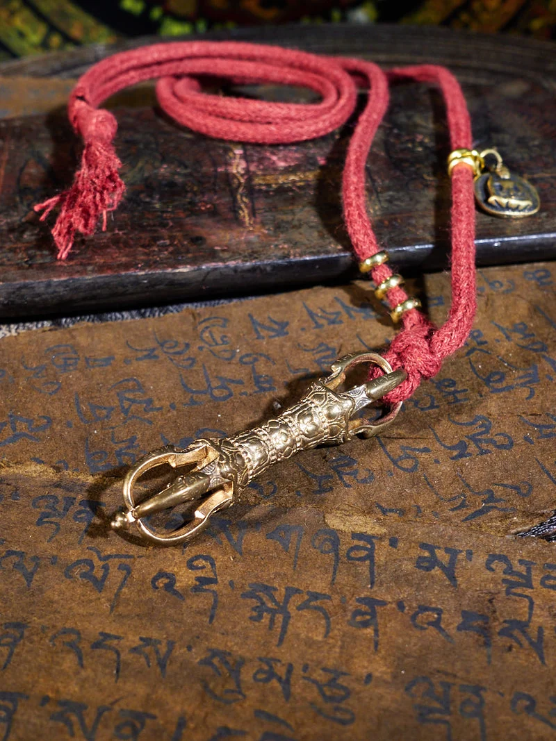 Thokcha Vajra Iron Sacred Necklace